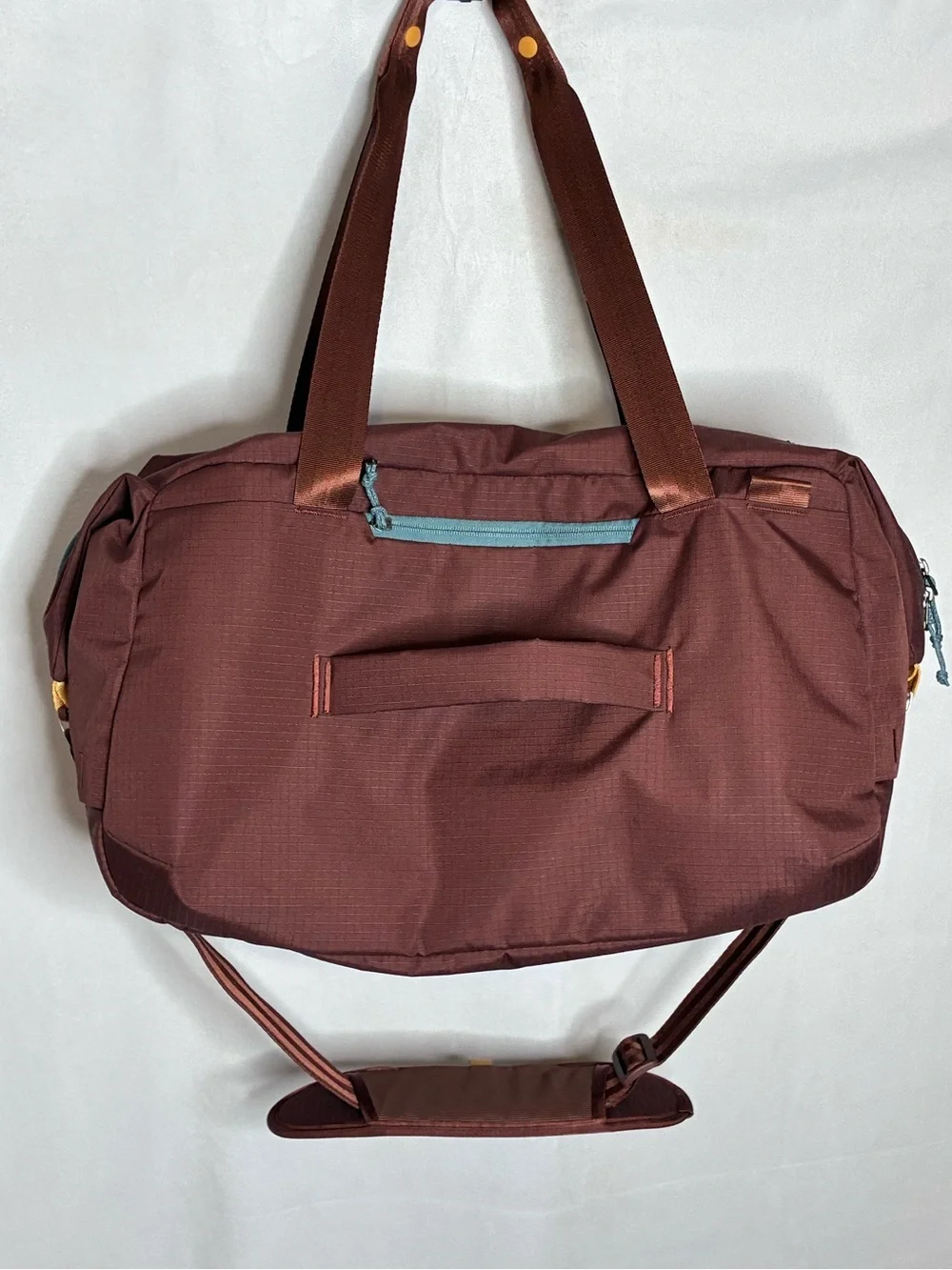 EUC cotopaxi Viaje 35L Travel Duffel Bag in Sepia with Removable Strap